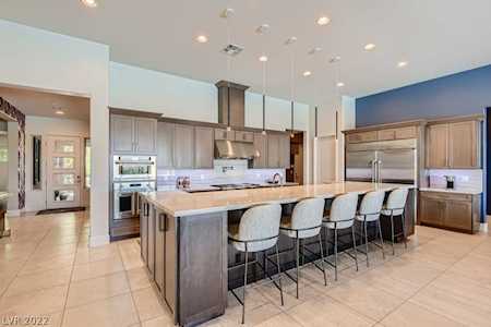 10182 Copper Edge Rd Las Vegas, NV 89148