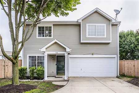 540 Mountain Pine Dr Greenwood, IN 46143