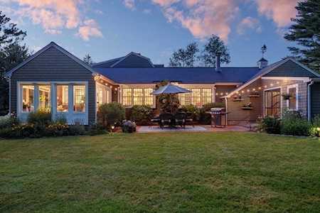 7 Longbrook Rd Newbury, MA 01922