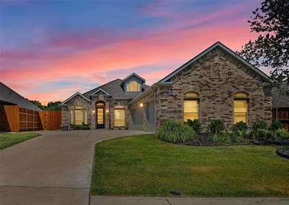 4517 Dorchester Drive Mckinney, TX 75071