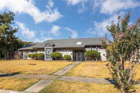 102 Laguna Bay Lewisville, TX 75067