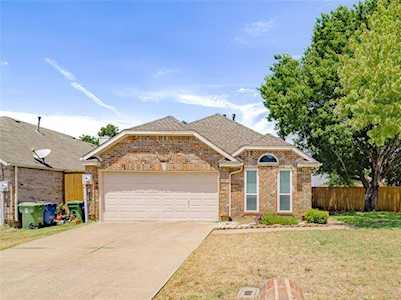 909 Golden Grove Drive Lewisville, TX 75067