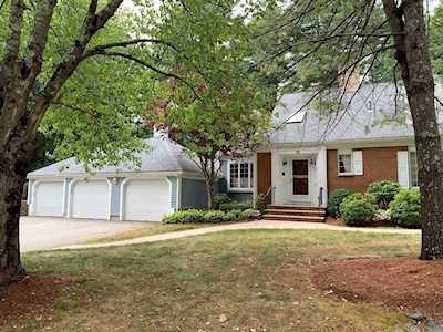 88 Fuller Pond Rd #162 Middleton, MA 01949