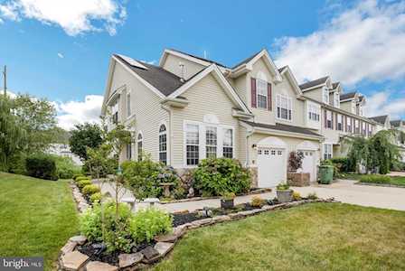 131 Westbrook Dr Swedesboro, NJ 08085