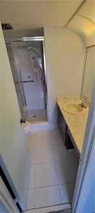 2751 E Sunrise Lakes Dr #e-202 Sunrise, FL 33322