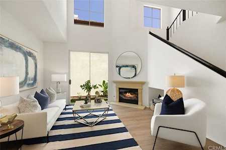 21 Barbados Dr Aliso Viejo, CA 92656