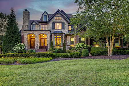 9256 Carrisbrook Ln Brentwood, TN 37027