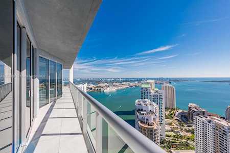 465 Brickell Ave #5201 Miami, FL 33131