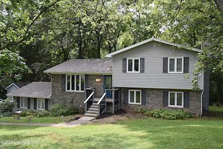 2910 Maple Leaf Dr La Grange, KY 40031