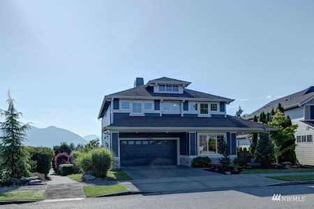 7328 SE Curtis Dr Snoqualmie, WA 98065