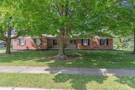 5220 Elderberry Rd Noblesville, IN 46062