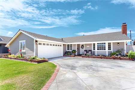 17641 Still Harbor Ln Huntington Beach, CA 92647