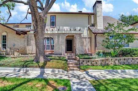 2059 Embassy Way Carrollton, TX 75006