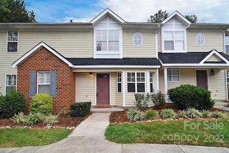 3619 Melrose Cottage Dr Matthews, NC 28105