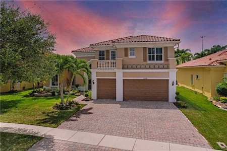 3381 Lago De Talavera Wellington, FL 33467