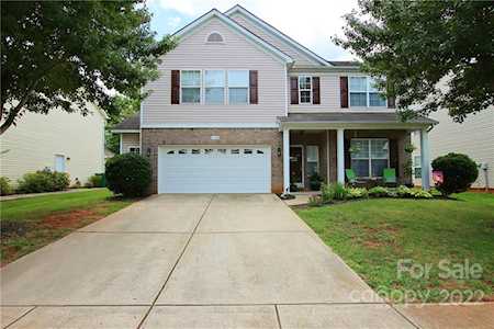 5428 Nightshade Oaks Dr Charlotte, NC 28227
