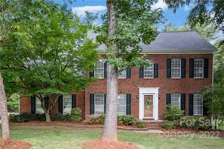 3101 Laurelwood Dr Matthews, NC 28105