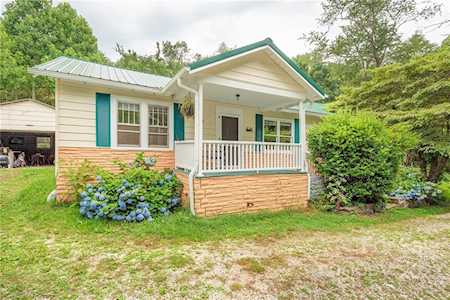 26 Clarendon Ave Asheville, NC 28804