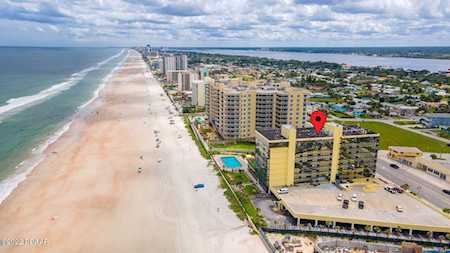 1909 Atlantic Avenue #402 Daytona Beach Shores, FL 32118