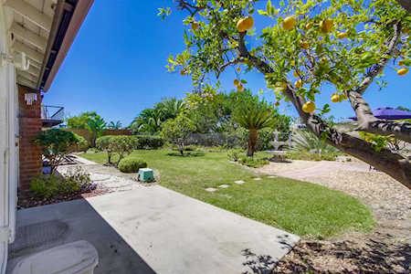 2141 Calle Buena Ventura Oceanside, CA 92056