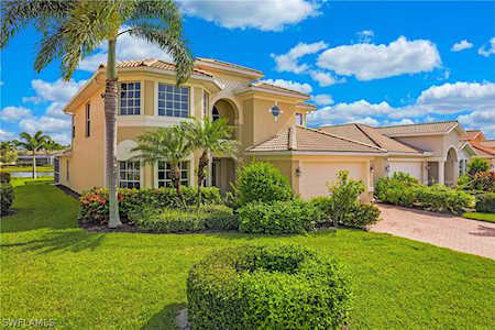 9314 La Bianco St Estero, FL 33967