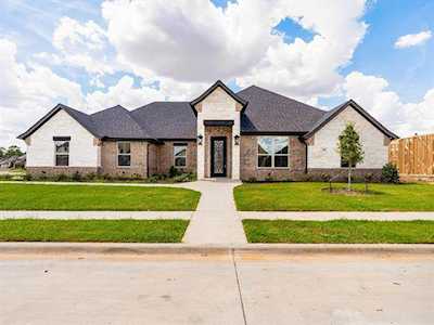 103 Spieth Court Granbury, TX 76048