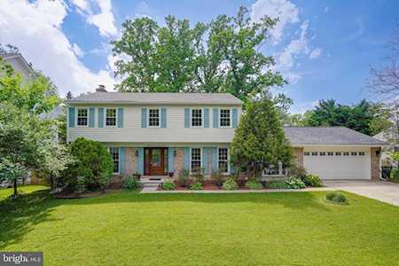 1926 Freedom Ln Falls Church, VA 22043