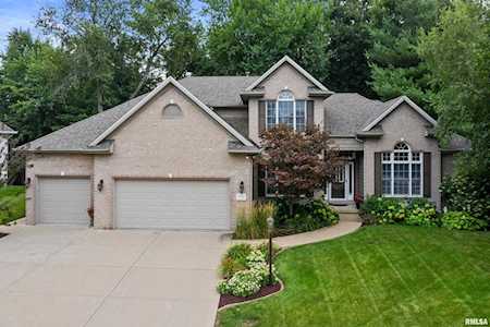 6712 N Fieldstone Ct Peoria, IL 61615