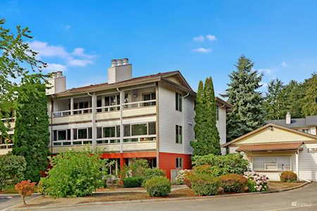 23405 Lakeview Dr #H306 Mountlake Terrace, WA 98043