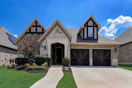 2625 Walnut Creek Lane The Colony, TX 75056