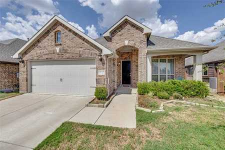 1513 Yellowthroat Drive Little Elm, TX 75068