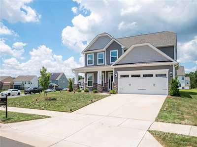 1093 Hearth Ln Concord, NC 28025