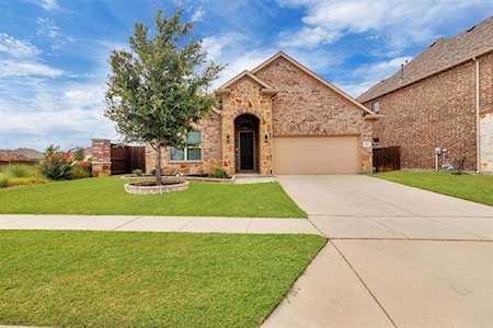 601 Lukenbach Drive McKinney, TX 75071