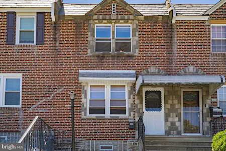 220 Devereaux Ave Philadelphia, PA 19111