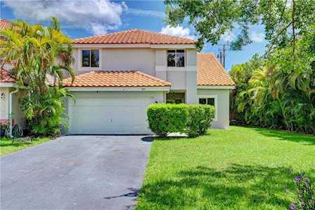 2817 NW 92St Ave Coral Springs, FL 33065