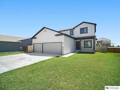 14127 Saint Ronan Circle Waverly, NE 68462
