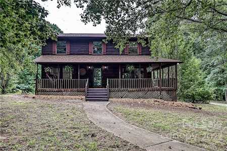 159 Charleston Dr Mooresville, NC 28117
