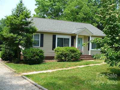 403 Cherry St Belmont, NC 28012