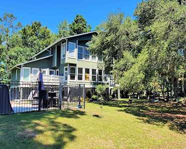 365 River Rd. Conway, SC 29526