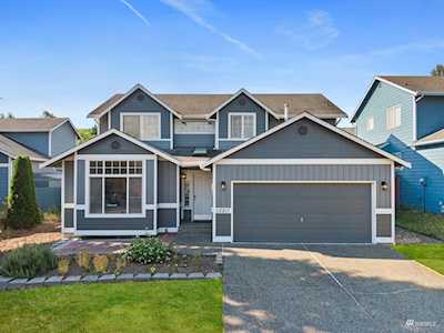 12211 SE 38th St Bellevue, WA 98006