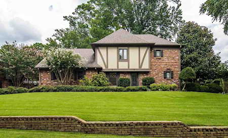 2606 Meadow Run Dr Germantown, TN 38138