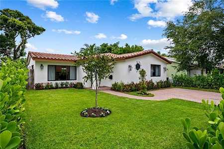 721 SE 11th Ct Fort Lauderdale, FL 33316