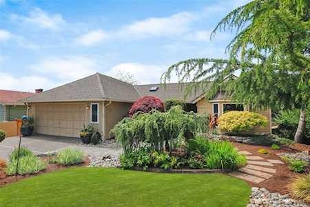 18524 70th Ave W Lynnwood, WA 98037