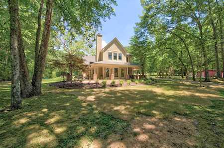 12310 Fox Lair Dr Collierville, TN 38017