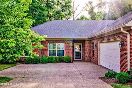4001 Beech Tree Ct Louisville, KY 40220