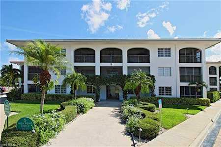 5 W High Point Cir #309 Naples, FL 34103