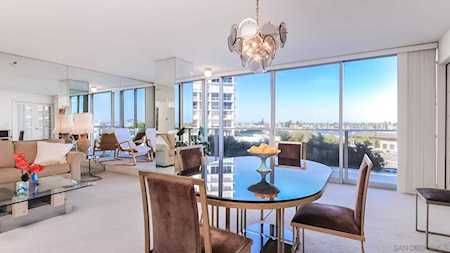 1820 Avenida Del Mundo #208 Coronado, CA 92118