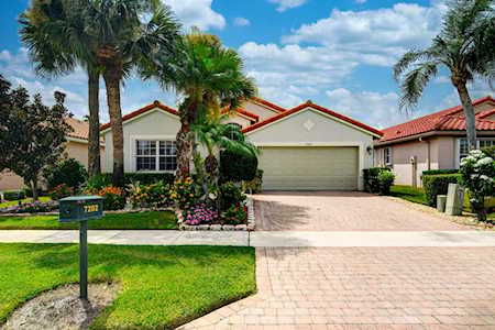 7202 Louisiane Court Boynton Beach, FL 33437
