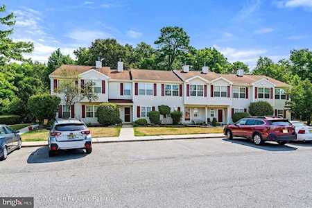 109 Sandpiper Ln Bayville, NJ 08721