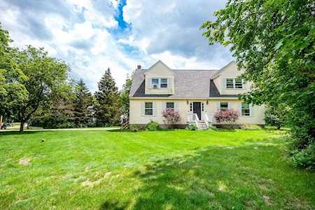 569 Post Rd Greenland, NH 03840